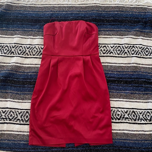 Strapless red dress - Picture 1 of 2